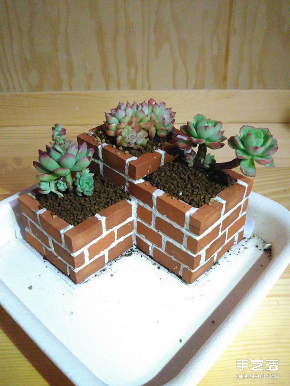 将花坛搬到桌子上！利用废砖头DIY制作花盆(图9)