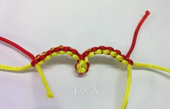 心形同心结怎么编图解 情人节爱心的编织方法(图12)