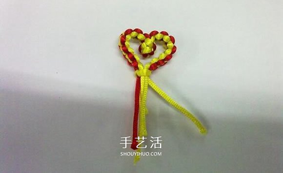心形同心结怎么编图解 情人节爱心的编织方法(图15)