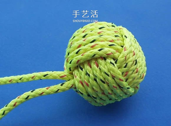 绳子编织球体的方法 怎么用绳编圆球小挂件 - 双维造物网