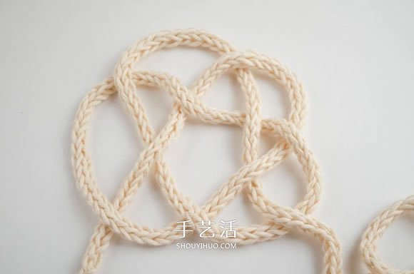 毛线绳子编织杯垫图解 就像是美丽的云朵！(图7)