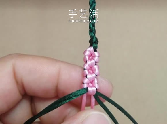 桃花结手链编法图解教程从头到尾(图24)