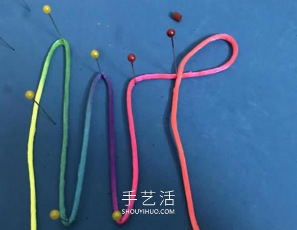 蝴蝶结的编法步骤图解教程(图3)
