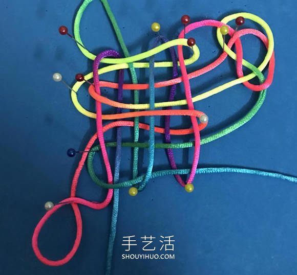 蝴蝶结的编法步骤图解教程(图14)