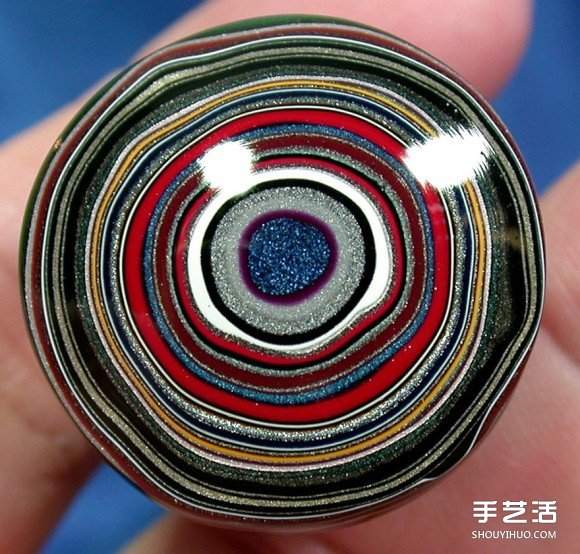 非天然矿物底特律玛瑙 工业废料变成绝美矿石(图1)
