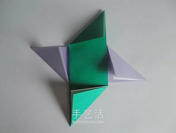 儿童手工折纸手牌玩具的折法图解教程(图5)