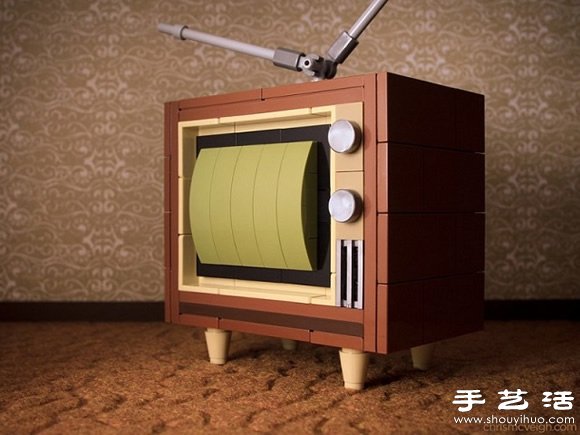 乐高积木DIY怀旧主题电子产品(图2)