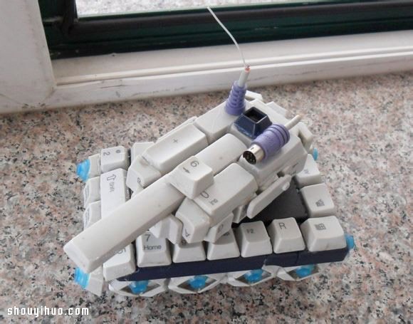 废弃键盘废物利用DIY制作坦克模型图解教程(图13)