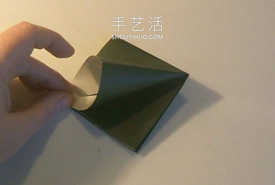 简单折纸立体圣诞树的折法详细步骤图(图10)