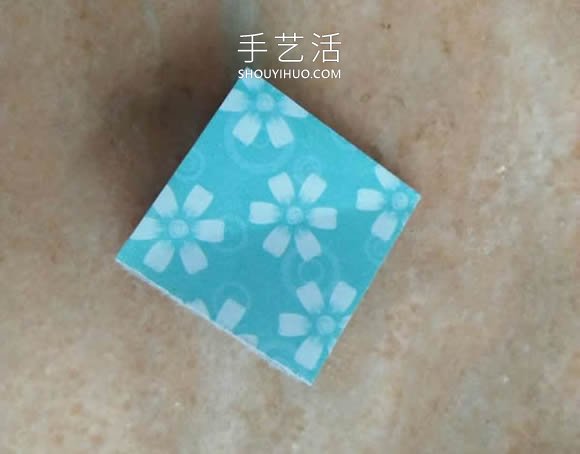 简单折纸漂亮雨伞的折法图解教程(图5)