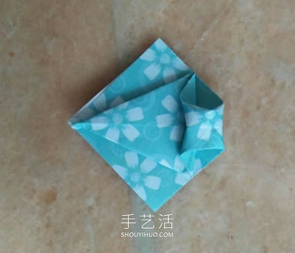简单折纸漂亮雨伞的折法图解教程(图10)