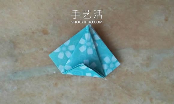 简单折纸漂亮雨伞的折法图解教程(图9)