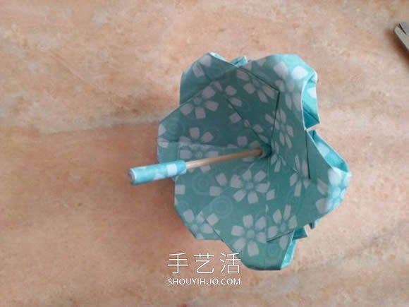 简单折纸漂亮雨伞的折法图解教程(图17)