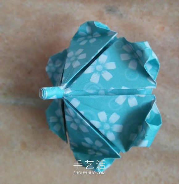 简单折纸漂亮雨伞的折法图解教程(图16)