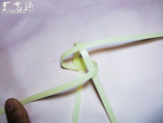 编织带手工编织漂亮鲜花教程(图3)