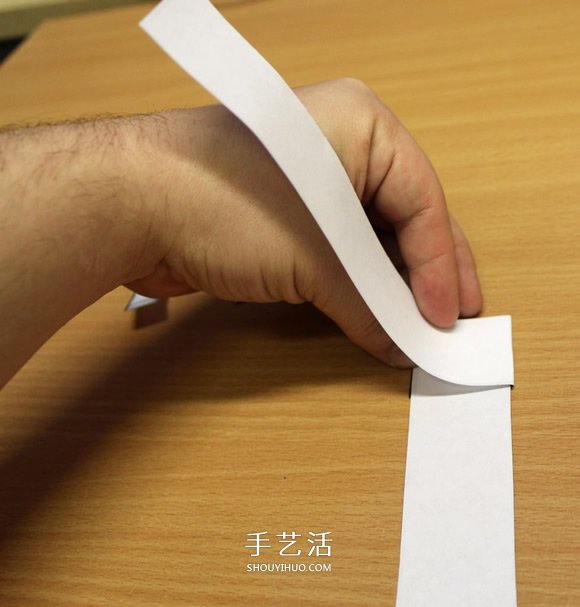 简单又好玩弹簧马的折叠方法图解教程(图8)