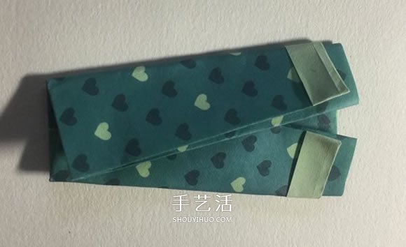 手工折纸西服的折法图解教程 简单又漂亮！(图7)