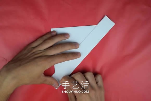 打扫卫生时戴头上！简单三角形帽子的折法(图10)