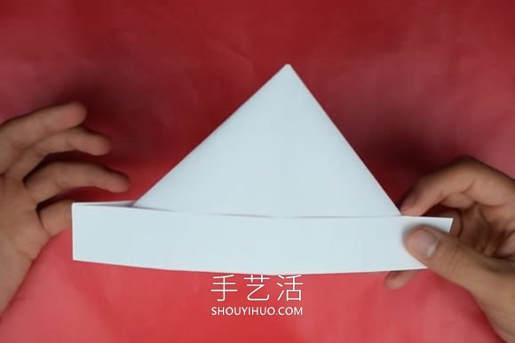 打扫卫生时戴头上！简单三角形帽子的折法(图11)
