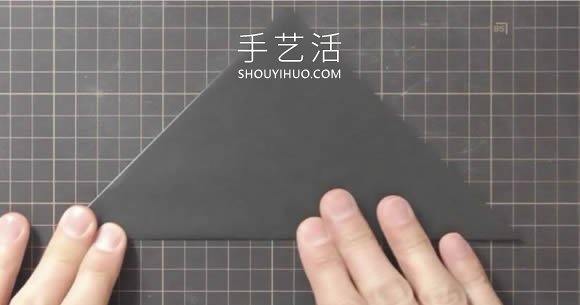 折纸嘴巴会动的乌鸦的折法视频教程(图2)