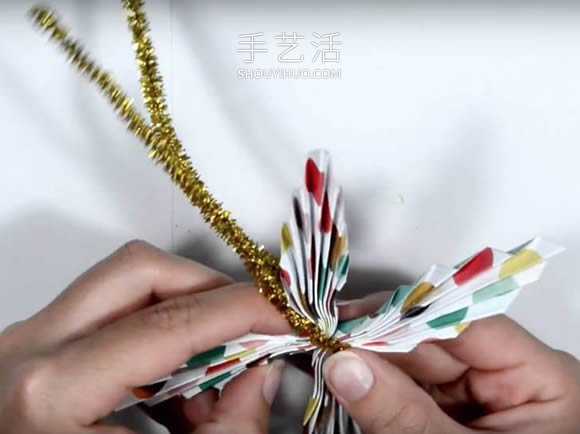 简单又漂亮纸蝴蝶的折法图解教程(图9)