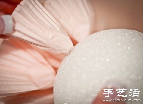 蛋糕杯变废为宝 手工DIY漂亮纸花花球(图6)