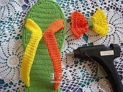 色彩活泼拖鞋的织法 手工编织人字拖鞋图解(图8)