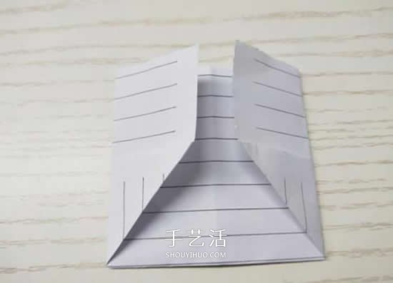 幼儿园折纸教程：最简单纸钱包的折法图解(图7)