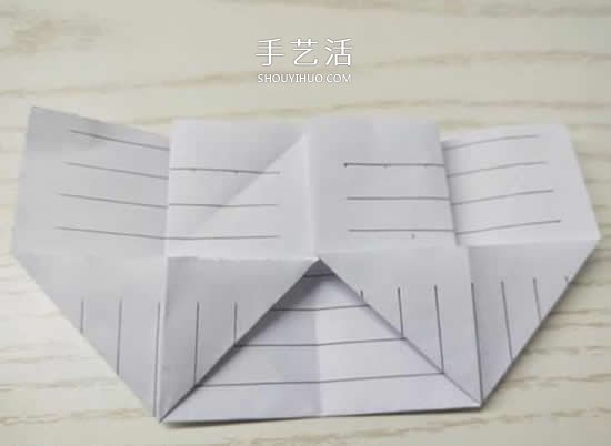 幼儿园折纸教程：最简单纸钱包的折法图解(图5)