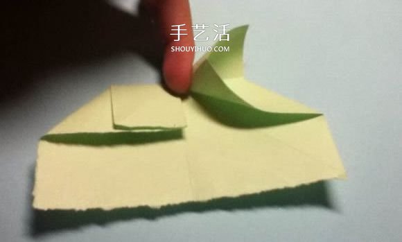 折叠四个爱心 组合成代表幸运的四叶草图解(图12)