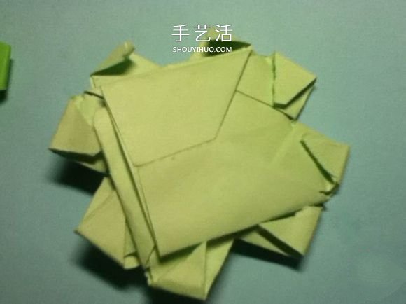 折叠四个爱心 组合成代表幸运的四叶草图解(图26)