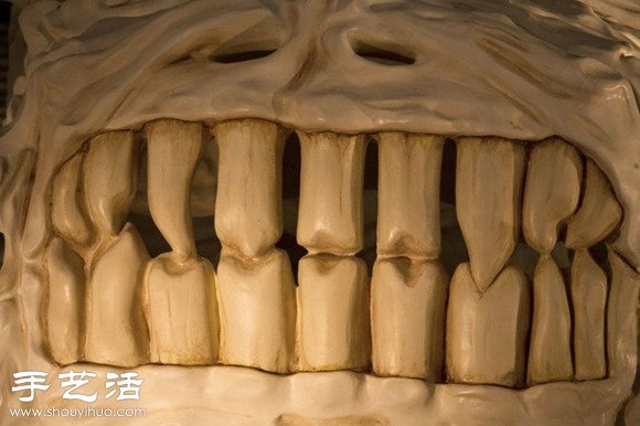 印度艺术家DIY的史前怪兽汽车模型(图3)