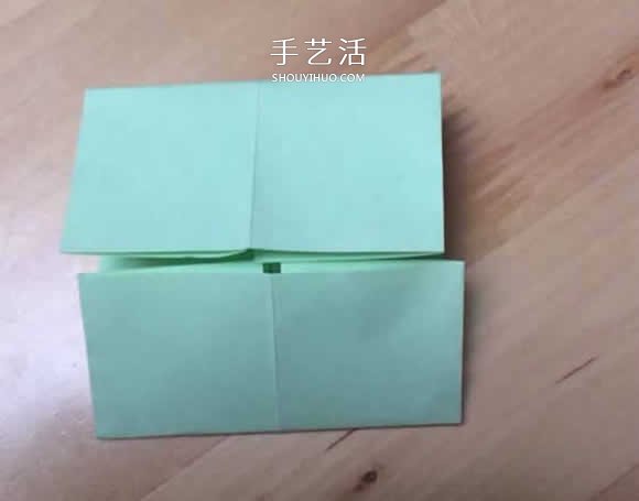 旋转纸陀螺怎么折图解 简单花型陀螺折纸教程(图7)