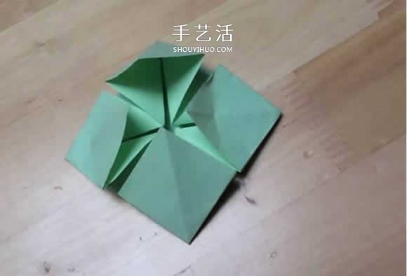 旋转纸陀螺怎么折图解 简单花型陀螺折纸教程(图18)