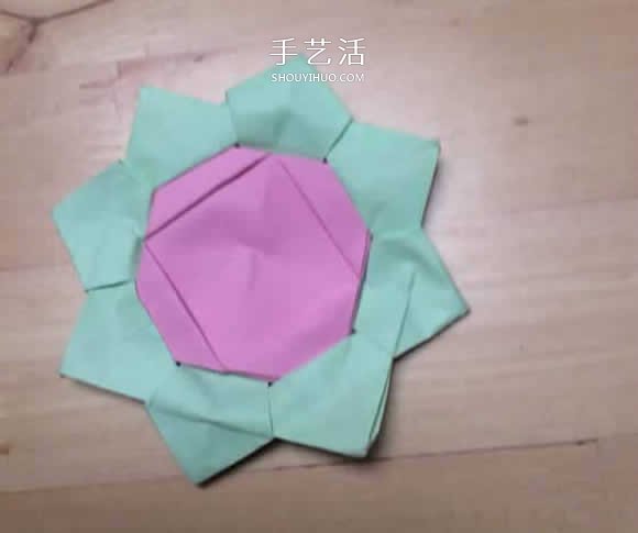 旋转纸陀螺怎么折图解 简单花型陀螺折纸教程(图38)