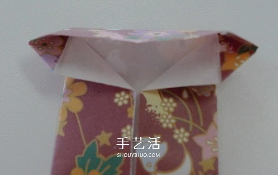 怎么折男T恤的图解教程 手工折纸T恤简单折法(图9)
