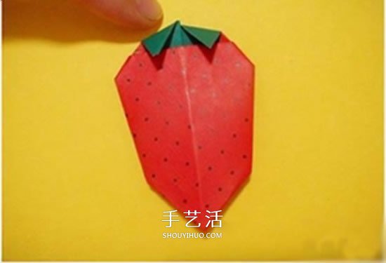 儿童折纸草莓的教程 简单草莓怎么折图解(图14)