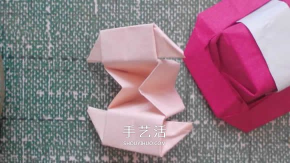 简单小帽子的折纸方法 带帽檐帽子怎么折图解(图13)