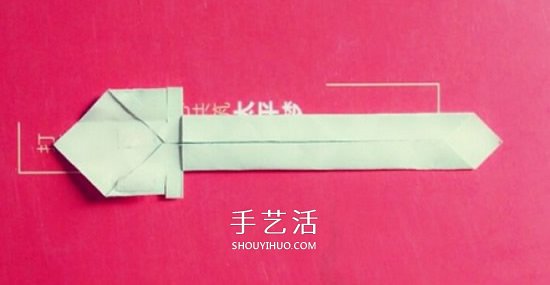 儿童折纸宝剑的图解 怎么折中国古代剑兵器(图8)