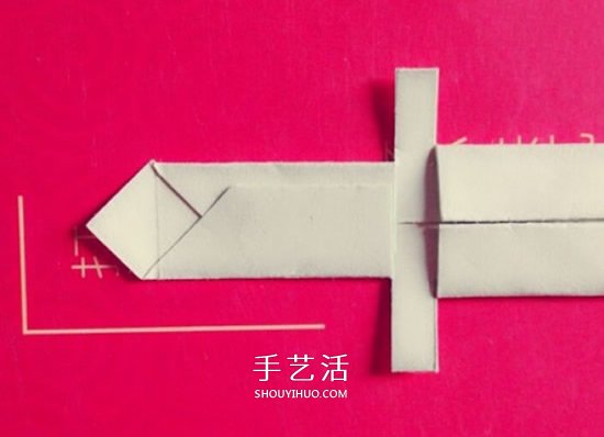 儿童折纸宝剑的图解 怎么折中国古代剑兵器(图10)