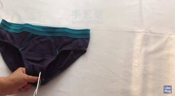 旧的三角裤巧改造 DIY运动内衣的方法图解！(图2)