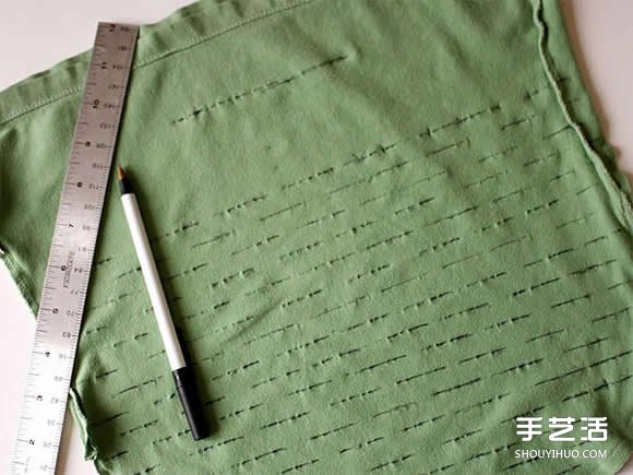 旧T恤改造网眼袋的方法 DIY网眼袋制作教程(图6)