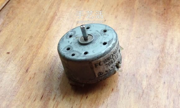 用旧马达DIY制作酷炫陀螺的方法教程(图3)