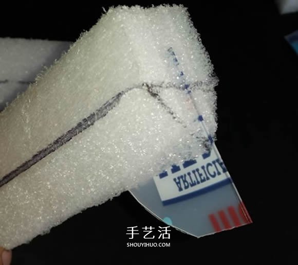 用泡沫板做双体帆船的制作方法图解教程(图10)