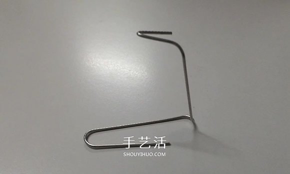 圆珠笔帽手工制作直升飞机模型的方法(图8)