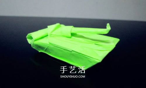 手工折纸坦克图解教程 坦克怎么折的详细步骤 - 双维造物网