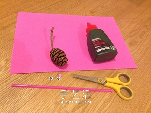 幼儿园松果手工制作 变身可爱小老鼠！(图2)