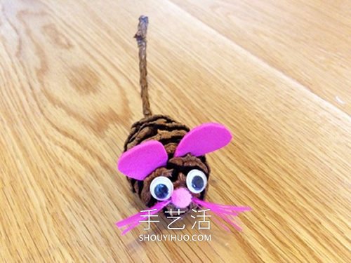 幼儿园松果手工制作 变身可爱小老鼠！(图7)