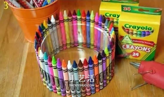 幼儿手工笔筒的做法 蜡笔笔管废物利用DIY笔筒(图3)