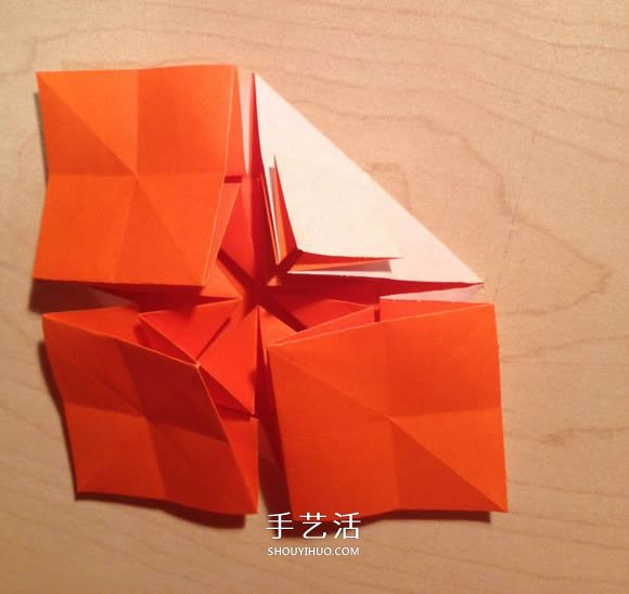 立体组合刺球的折法 带刺花球的折纸图解(图17)